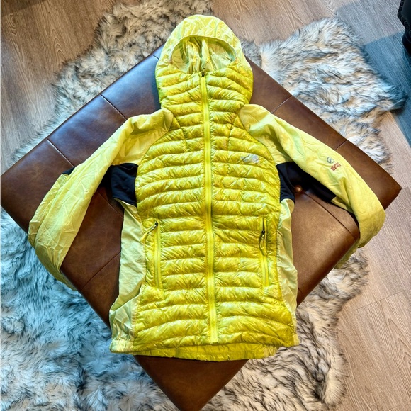 North Face Summit Series Running Jacket - Picture 6 of 6